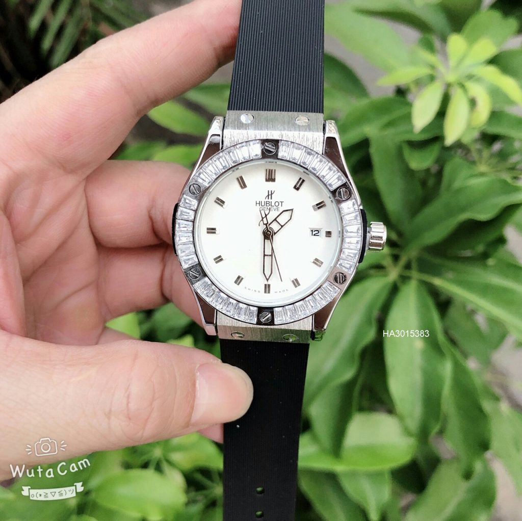 Đồng Hồ Hublot Dây Cao su Mặt đính Đá Cao Cấp