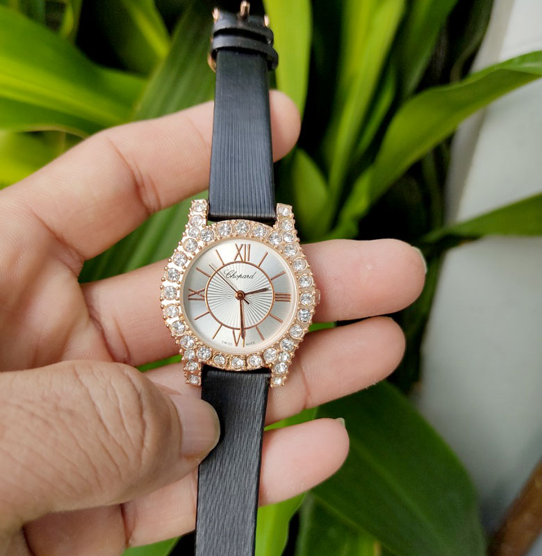 Đồng hồ Chopard nữ đính kim cương nhân tạo Chopard Happy Diamond 32mm -  DWatch