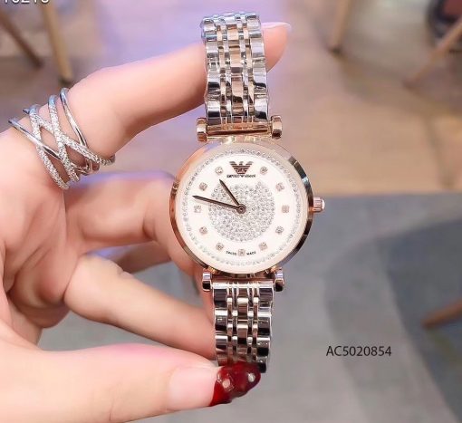 đồng hồ Armani nữ đeo tay giá rẻ