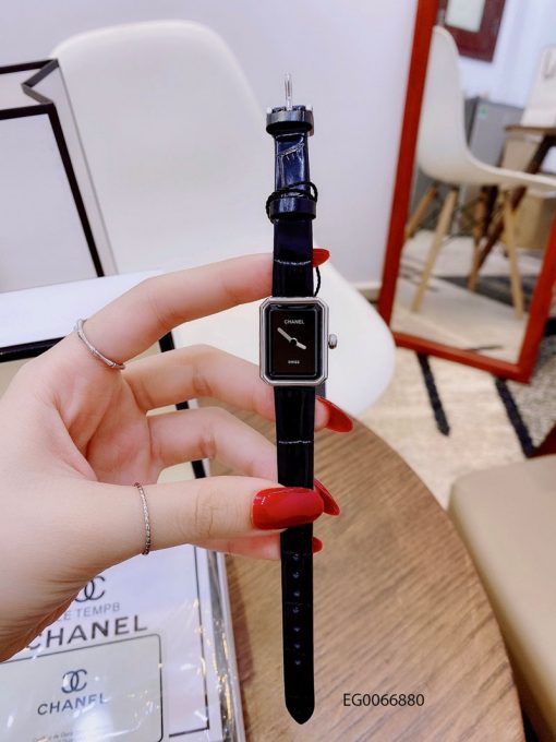 Đồng hồ nữ Chanel Boy Friend Beige mặt đen dây da cao cấp giá rẻ fullbox