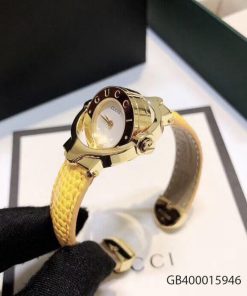 mặt đồng hồ nữ Gucci Vintage dạng lắc dây da vàng cao cấp giá rẻ fullbox