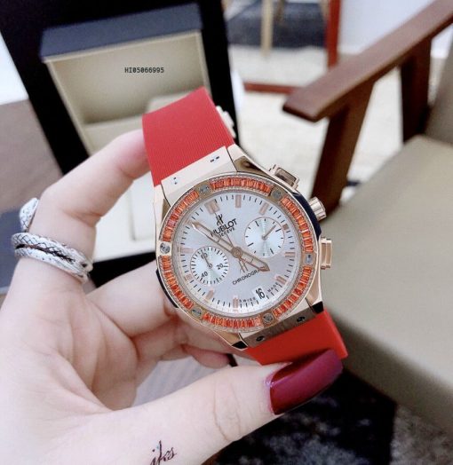 Đồng hồ Hublot Big Bang Chonograph dây cao su cao cấp