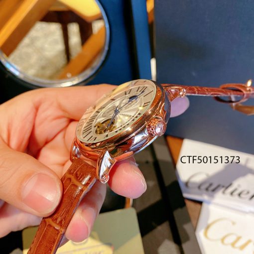 Đồng hồ Cartier chạy cơ tự động nam dây da màu nâu