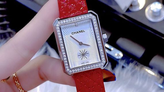 Đồng hồ Chanel Diamond Boy-Friend