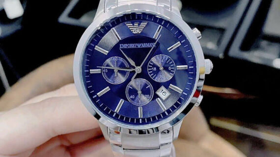 Đồng hồ nam Emporio Armani dây kim loại bạc mặt xanh chạy full kim