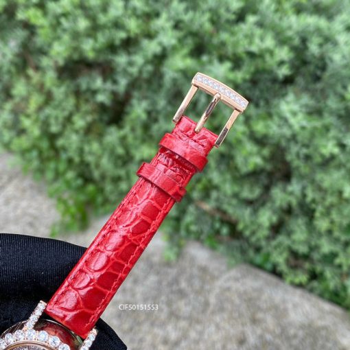Đồng hồ chopard L’Heure Du Diamant đính kim cương full viền dây màu đỏ