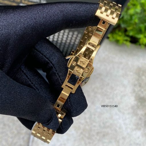 Đồng hồ nữ Versace Greca Glass 2021 dây thép không gỉ mạ pvd