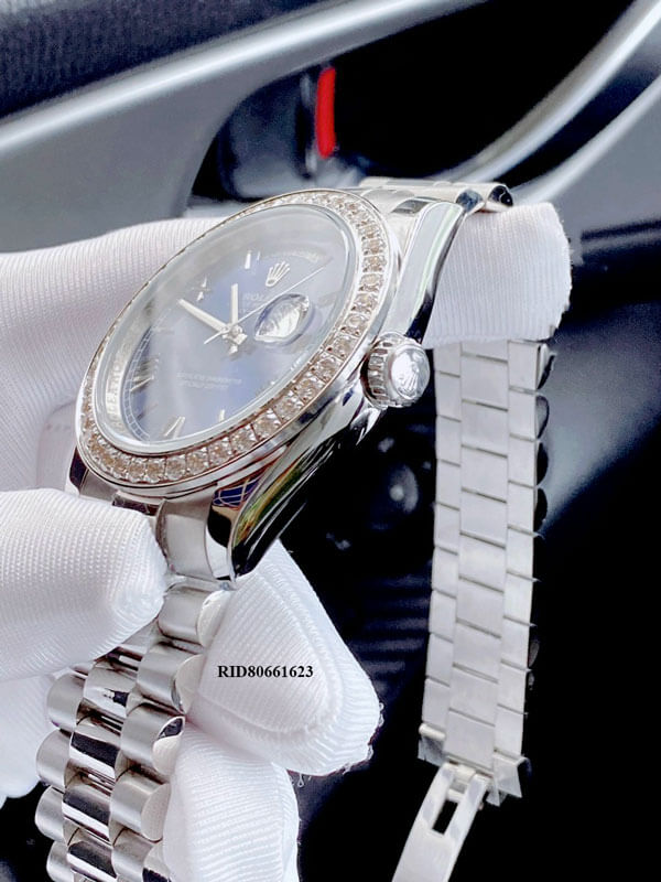 Đồng hồ nam Rolex Day-Date Automatic viền đính đá dây bạc mặt xanh
