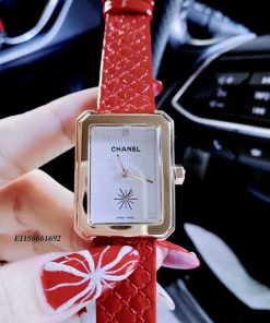 Đồng hồ Nữ Chanel Boy Friend dây da đỏ hình quả trám cao cấp