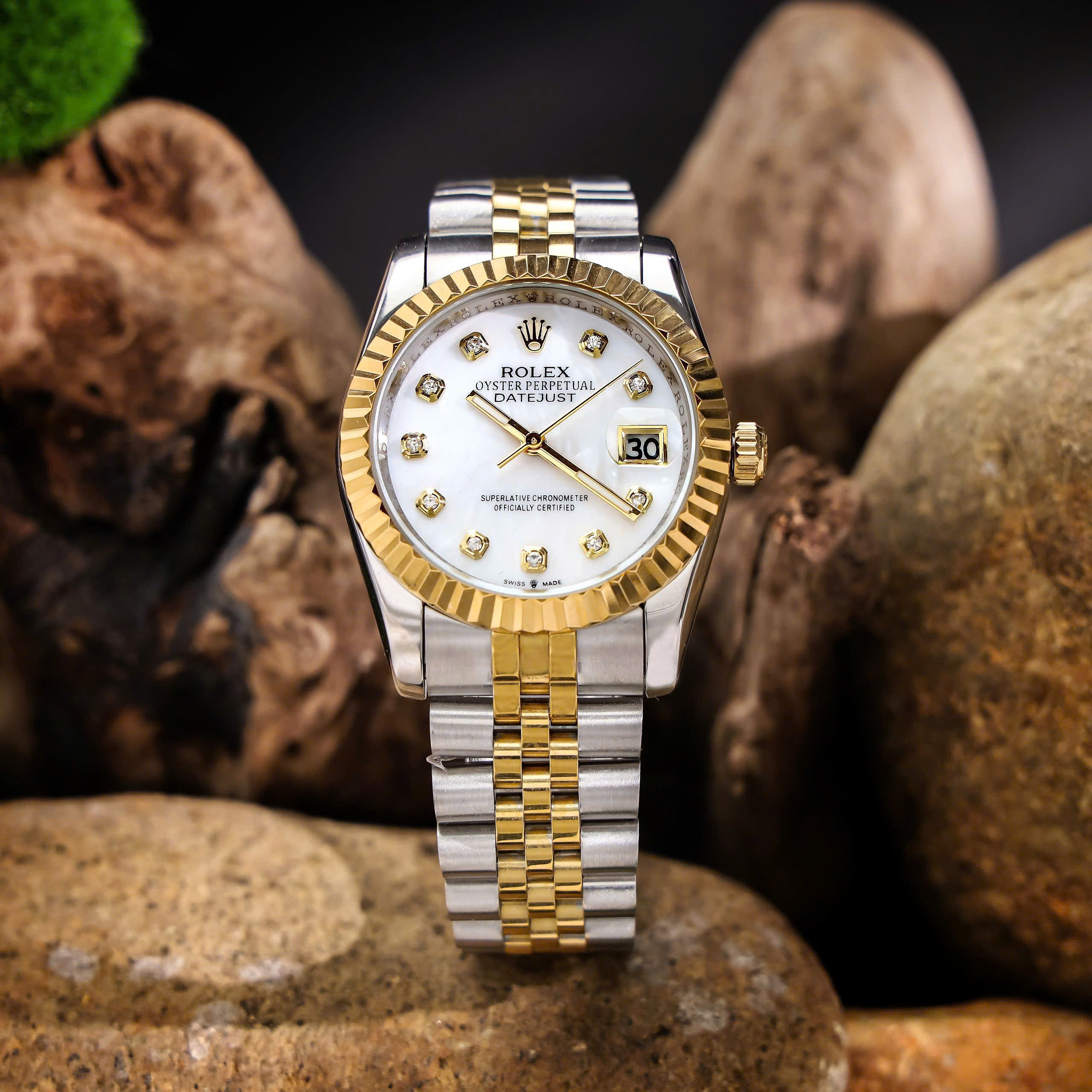 Đồng hồ nữ Rolex Lady Datejust viền trơn máy Pin Nhật cao cấp