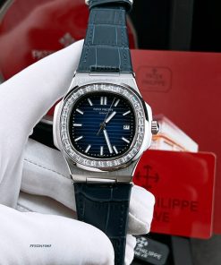 Đồng hồ nam Patek Philippe Nautilus máy cơ dây xanh viền vuông cao cấp