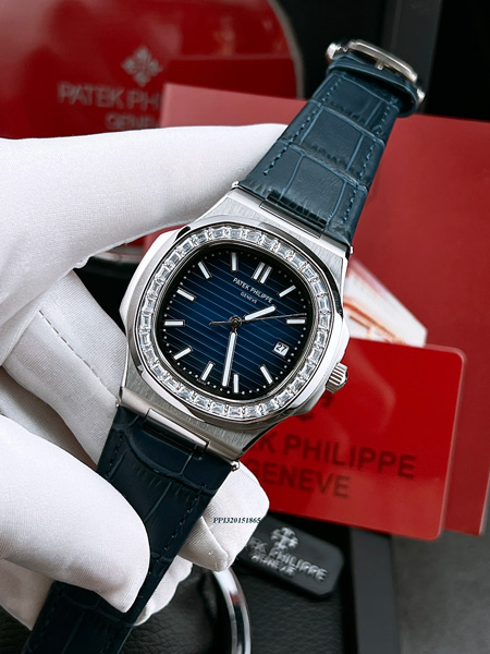 Đồng hồ nam Patek Philippe Nautilus máy cơ dây xanh viền vuông cao cấp