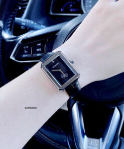 Đồng hồ Nữ Chanel Boy Friend dây da viền trơn mặt đen