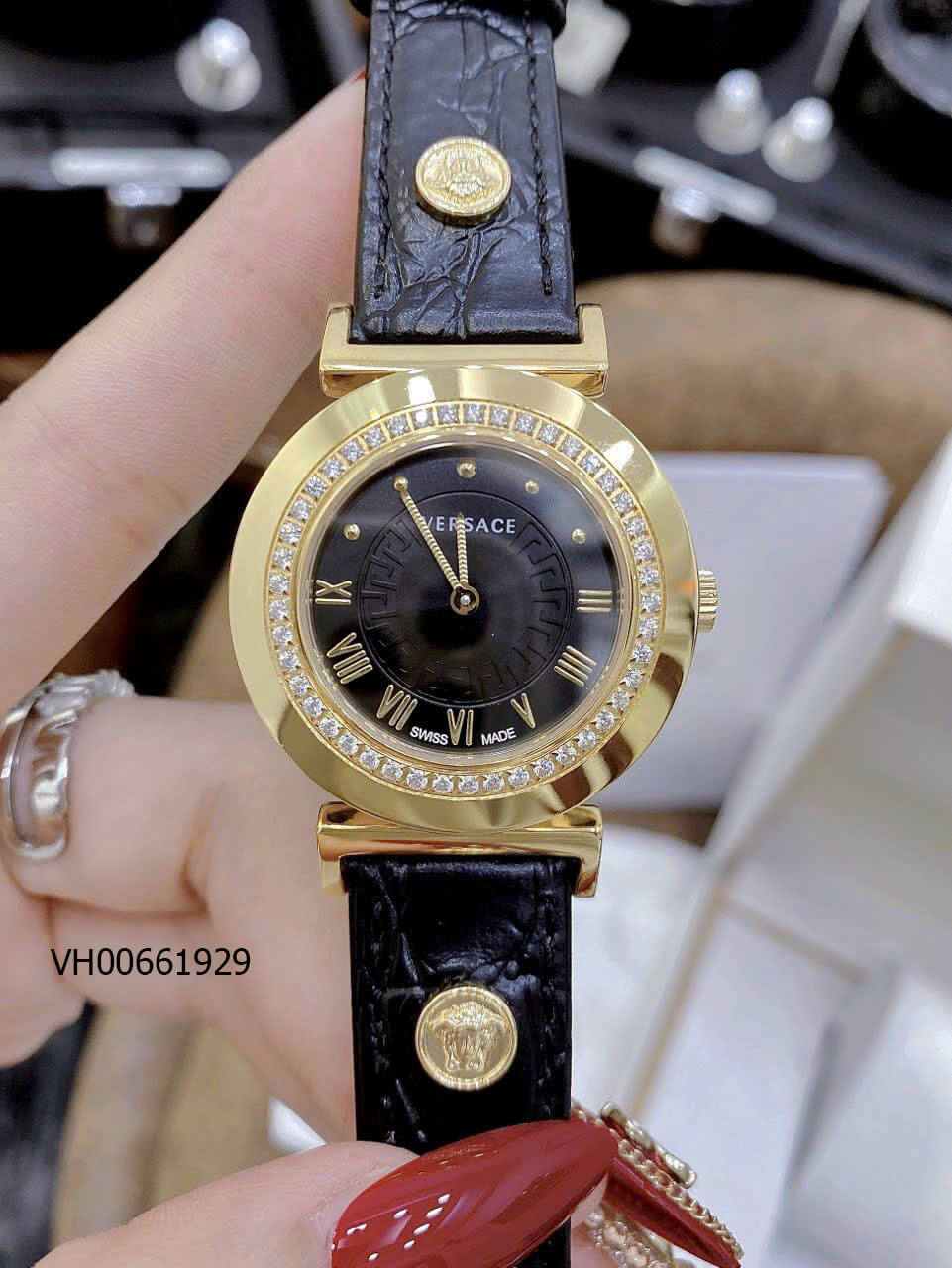Đồng hồ Versace VANITY STEEL nữ dây da đen cao cấp