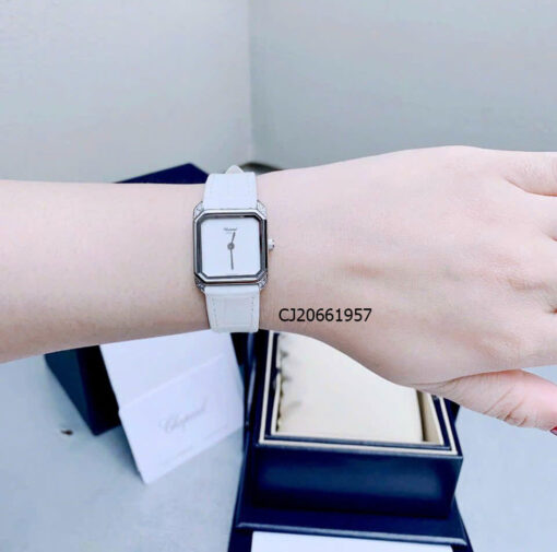Đồng hồ nữ Chopard LEATHER máy original Japan mặt vuông dây da trắng cao cấp