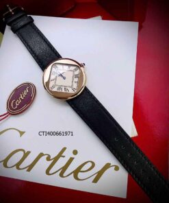 Đồng hồ Nam Cartier PEBBLE RE-EDITION dây da đen viền vàng mặt vàng