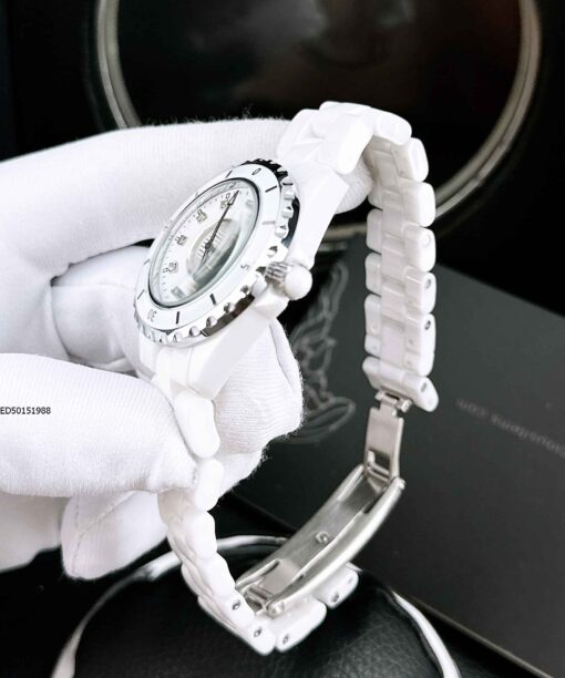 Đồng hồ Nữ Chanel viền trơn dây đá kết hợp thép không gỉ cao cấp