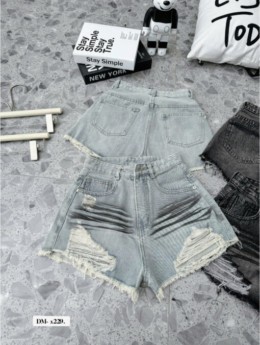 Quần shorts jeans nữ lưng cao không co giãn xả lai kẻ sọc