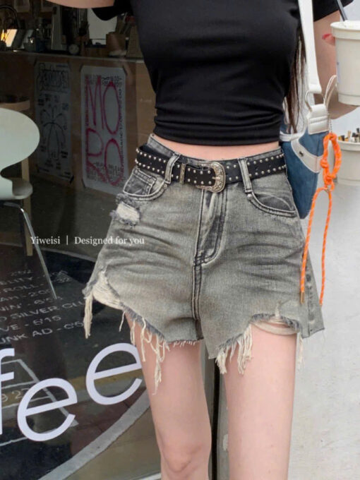 Quần shorts jeans nữ lưng cao không co giãn xả lai kẻ sọc