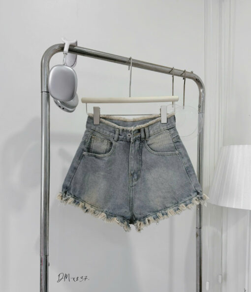 Mã X237 Quần short jean nữ không co giãn tưa lưng rách lai