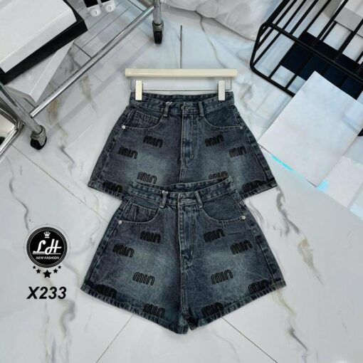 Quần short jean nữ lưng cao không co giãn thêu chữ thời trang