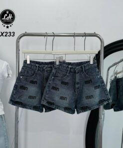 Quần short jean nữ lưng cao không co giãn thêu chữ thời trang